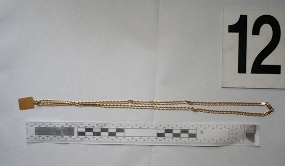 Páru, který nakradl šperky za půl milionu korun, hrozí až deset let vězení. Ilustrační snímek