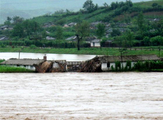 S vlnou obrovských povodní se Severní Korea potýkala také v roce 2011