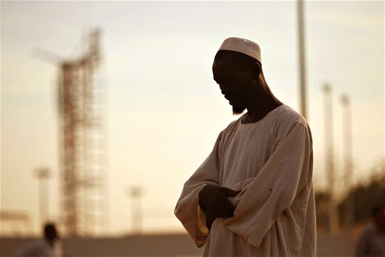 Vztah s Afrianem byl idylický, dokud enu nezaal pemlouvat k cest do Súdánu (ilustraní snímek).
