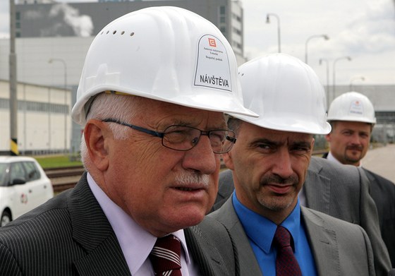 Prezident Václav Klaus navtívil Jadernou elektrárnu Temelín v doprovodu