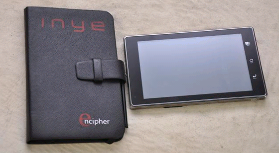 Encipher Inye 2, tablet, který má ovládnout africký trh.