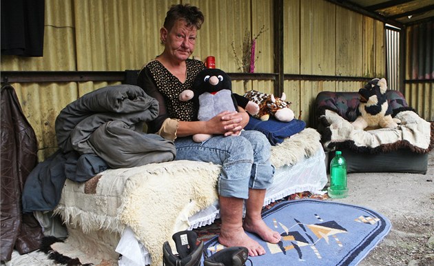 Žen mezi bezdomovci hrozivě přibývá, varuje Armáda spásy. Stydí se víc než muži