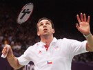 Badmintonista Petr Koukal pi utkání s Indonésanem Taufikem Hidajatem (28....