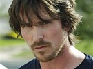Christian Bale soucítí s rodinami obtí denverského stelce.
