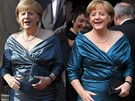 Angela Merkelová na operním festivalu v Bayreuthu v roce 2012 (vlevo) a v roce...