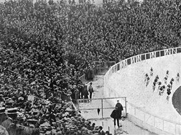 NARVÁNO. Cyklistický závod na 100 kilometr na olympijských hrách v Londýn...