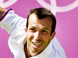 Radek tpnek pi olympijskm utkn proti Nikolaji Davydnkovi z Ruska (29.