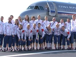 etí sportovci odlétají na olympiádu do Londýna.