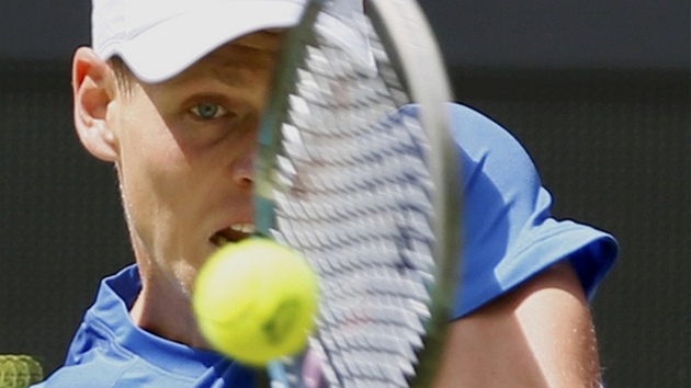 Tom Berdych prohrl utkn s Belgianem Stevem Darcisem. (28. ervence 2012)
