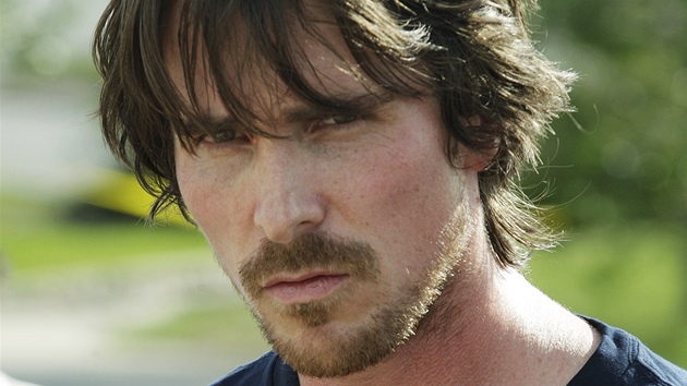 Christian Bale souct s rodinami obt denverskho stelce.