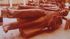 Dojde i na hrdinného proletá�ského chlapce Klementa Gottwalda pohledem roku 1987
