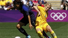 OBRAT VYEL. Japonská fotbalistka Yuki Ogimiová si takhle poradila se védkou