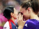 Americká gymnastka Jordyn Wieberová pláe po nepostoupení do finále. (30.