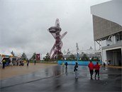 ArcelorMittal Orbit tvoí jednu z dominant olympijského parku, kterou rozhodn...