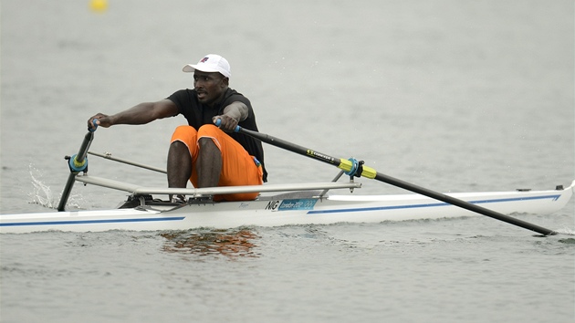 Skifa Hamadou Djibo Issaka z Nigeru pi trninku na olympijskk kanlu.