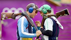 Brokový stelec Jakub Tomeek (vlevo) vypadl v kvalifikaci. (31. ervence 2012)