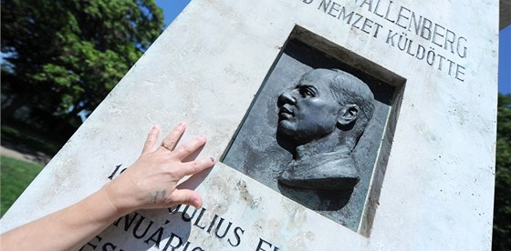 Pomník Raoula Wallenberga v Budapešti