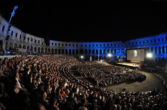 Aréna pi filmovém festivalu v chorvatské Pule