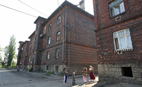 Domy v ghettu v ostravském Přednádraží