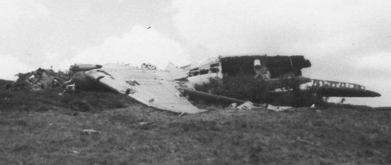 Vrak letadla Dakota, které havarovalo 27. února 1950 u Vysoké hole v...