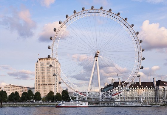 Londýn a jeho slavná atrakce - Londýnské oko