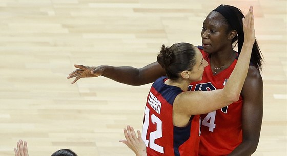 FINALISTKY. Americké basketbalistky si po výhe nad Austrálií zahrají o zlato. 