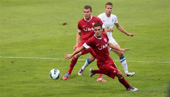 Momentka z utkání Evropské ligy mezi Mladou Boleslaví a Twente. 