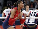 Americká volejbalistka Tayyiba Haneef-Parková se raduje z postupu do