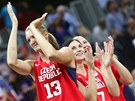 eské basketbalistky se radují po vítzství nad Chorvatkami. (1. srpna 2012) 