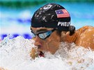 Americký plavec Michael Phelps v semifinále polohového závodu na 200 metr (1.