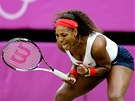 Serena Williamsová se raduje z vítězství v ženském olympijském deblu. Se svou...