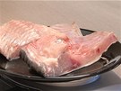 Navate písluné porce kapra, cca 140 g pro enu, cca 180 g pro mue.
