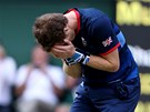 PO VÍTĚZNÉM MÍČKU. Britský tenista Andy Murray se raduje z olympijského triumfu.