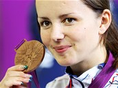 MEDAILE. Adéla Sýkorová pózuje s bronzovou olympijskou medailí v Londýně (4.