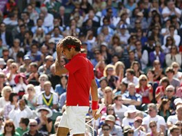 CO TO SE MNOU JE? vcarsk tenista Roger Federer nebyl ve finle olympijskho