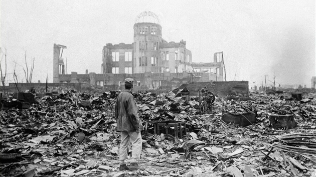 Pohled na Hirošimu měsíc po svržení atomové bomby (8. září 1945)