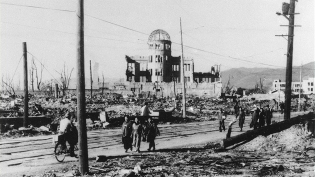 Hiroima po vbuchu atomov bomby (snmek z roku 1945)