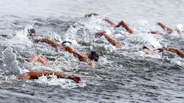 ensk plaveck maraton na 10 kilometr (9. srpna 2012)