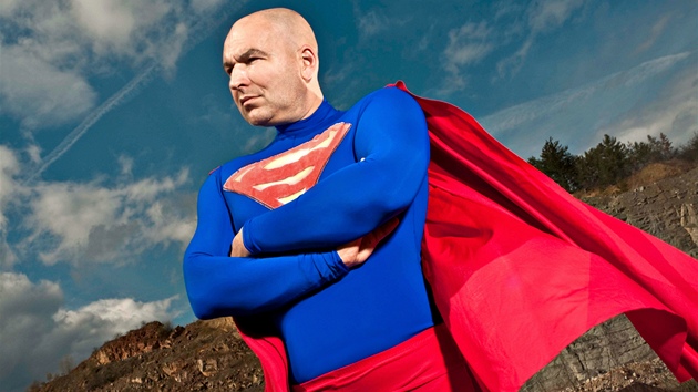 Lou Fanánek Hagen jako Superman