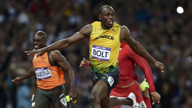 DOSPRINTOVAL PRO ZLATO. Jamajsk sprinter Usain Bolt zskal zlatou olympijskou medaili ve sprintu na 100 metr.