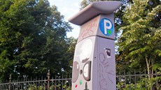 V ulicích �eské Lípy najdou �idi�i nov� dvacet parkovacích automat� (ilustra�ní snímek).