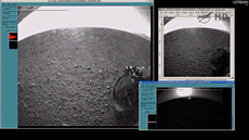První fotografie ve vysokém rozliení z povrchu Marsu, kterou poslalo vozítko...