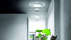 Designový sv�tlovod od Rosse Lovegrovea