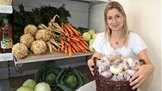 Provozní nového farmáského obchodu v Kladn Helena Zoubková.