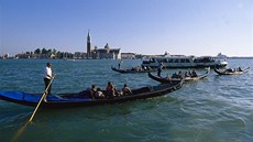 Gondoly v Benátkách