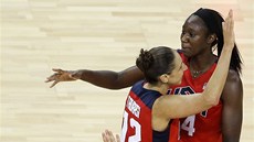 FINALISTKY. Americké basketbalistky si po výhře nad Austrálií zahrají o zlato. 