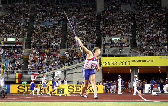 2007. Barbora potkov pi mistrovstv svta v atletice v japonsk sace (31.