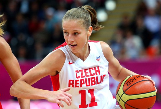 eská basketbalistka Kateina Elhotová