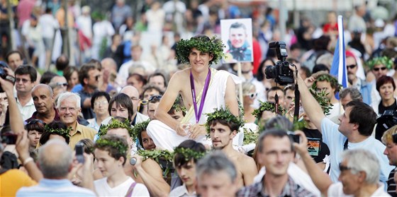 Oslavy Kulhavého olympijského triumfu v Ústí nad Orlicí nabraly neekaných rozmr.