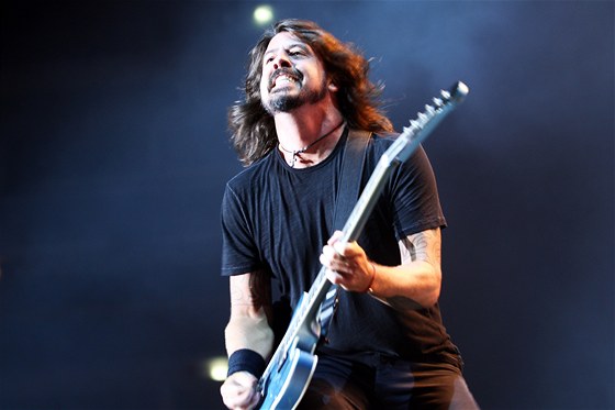 Foo Fighters v O2 aren, 15. 8. 2012 (Dave Grohl)